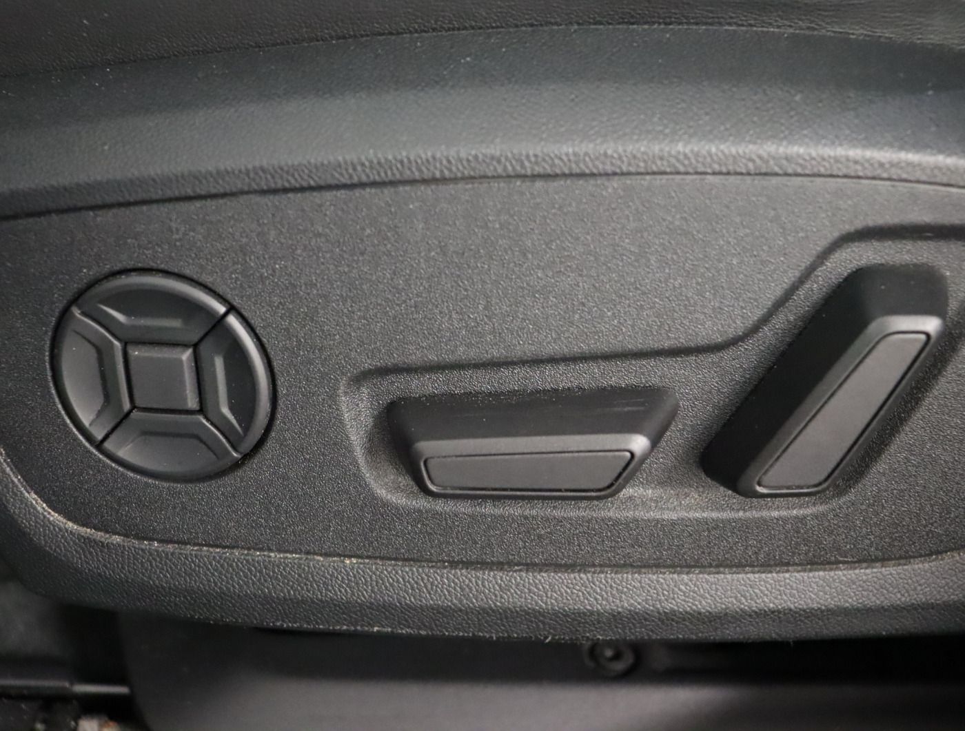 Fahrzeugabbildung Audi A6 allroad 45 TDI Quattro S tronic |AHK|Matrix