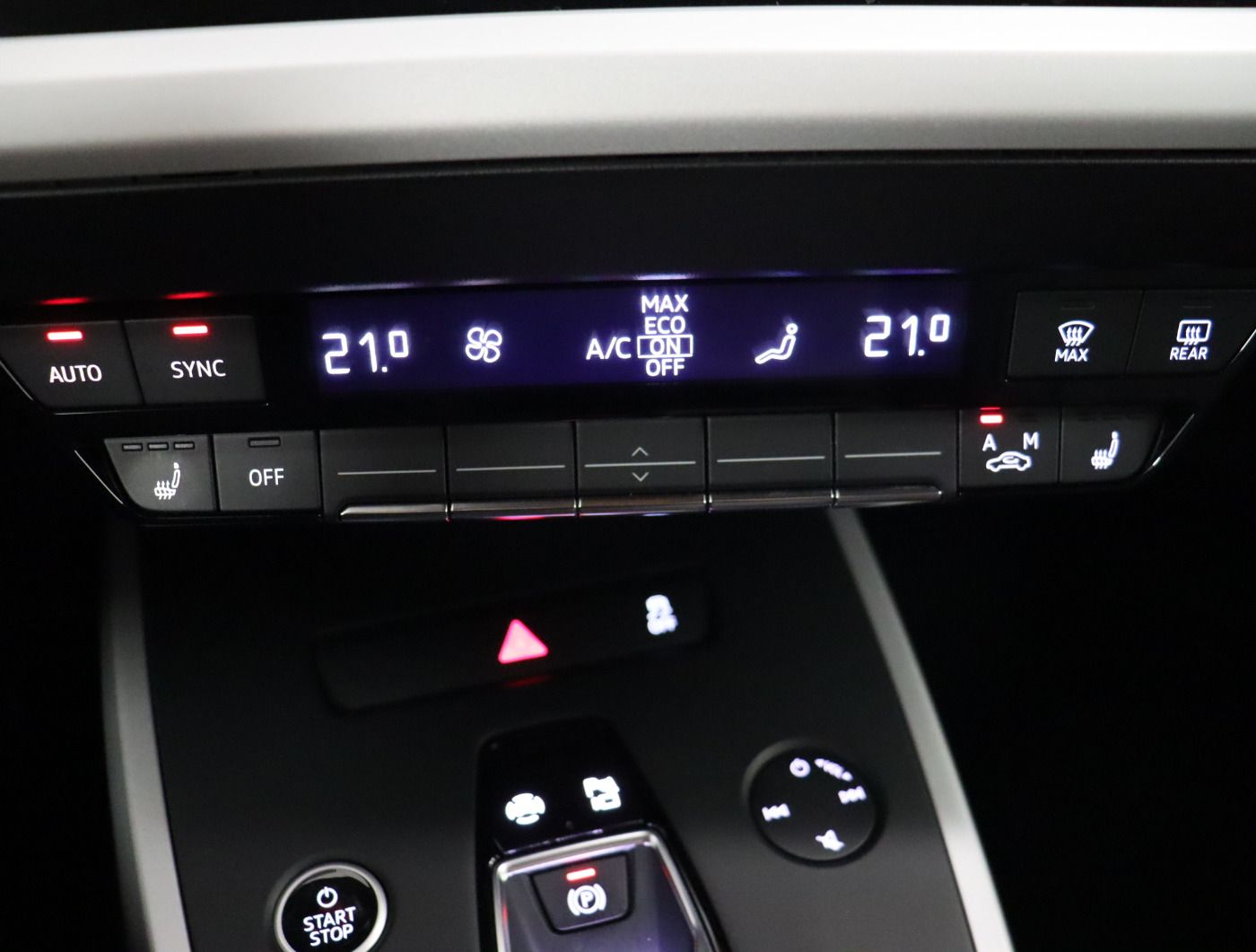 Fahrzeugabbildung Audi Q4 e-tron 40 |Matrix|ACC|WPumpe|STH|CarPlay|HUD
