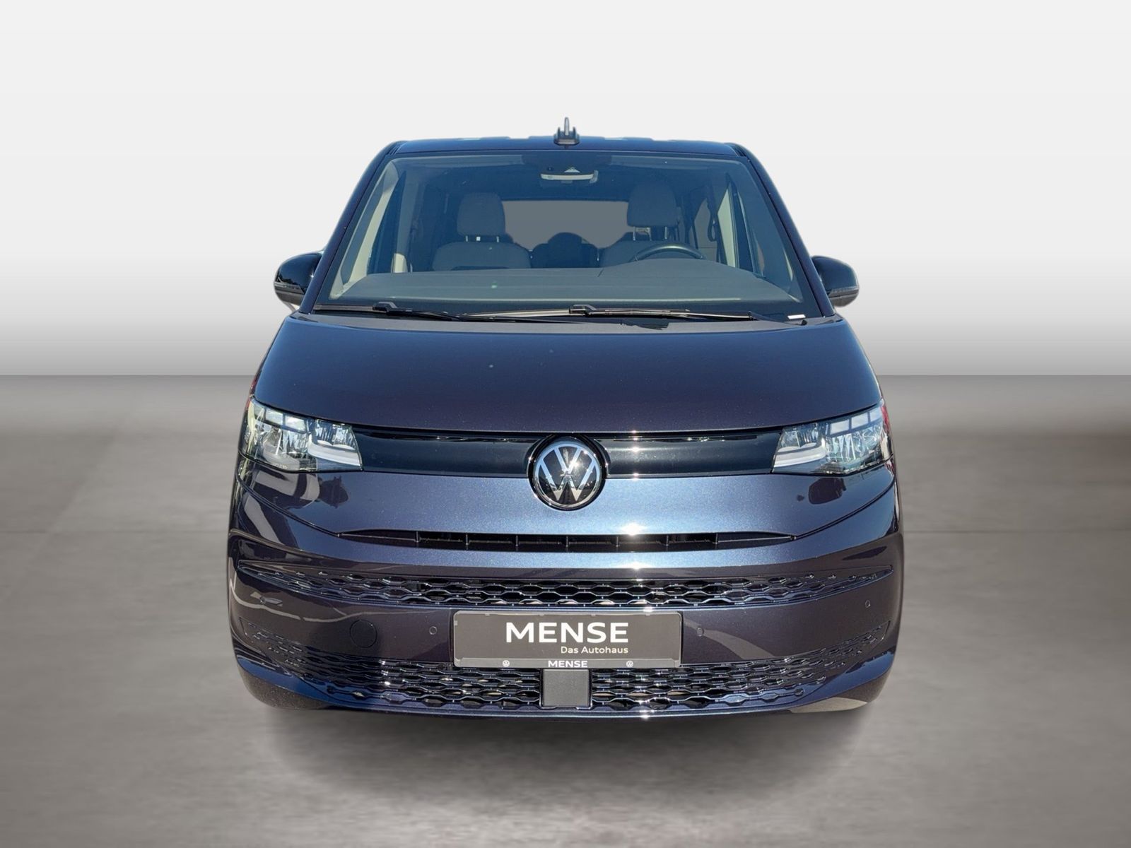 Fahrzeug autohaus mense Fahrzeugabbildung Volkswagen Multivan T7 Basis TDI LÜ 110 kW DSG CarPlay LED - mit KI generiert/bearbeitet