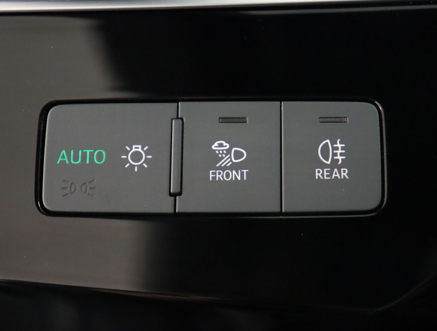 Fahrzeugabbildung Audi Q8 e-tron 55 quattro advanced |Matrix|Luft|LED