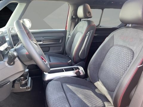 Fahrzeugabbildung Volkswagen ID. Buzz GTX 4MOTION langer Radstand Motor: 86 k