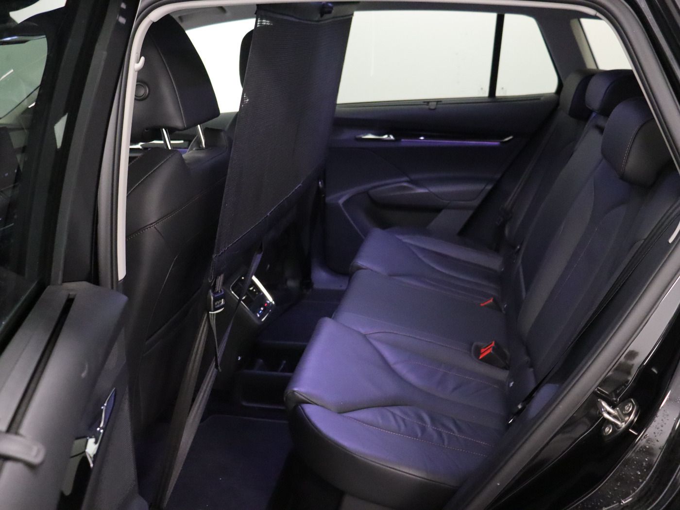 Fahrzeugabbildung SKODA Enyaq iV 80 |AHK|4xSHZ|FLA|ACC|HUD|KeyLess|Navi