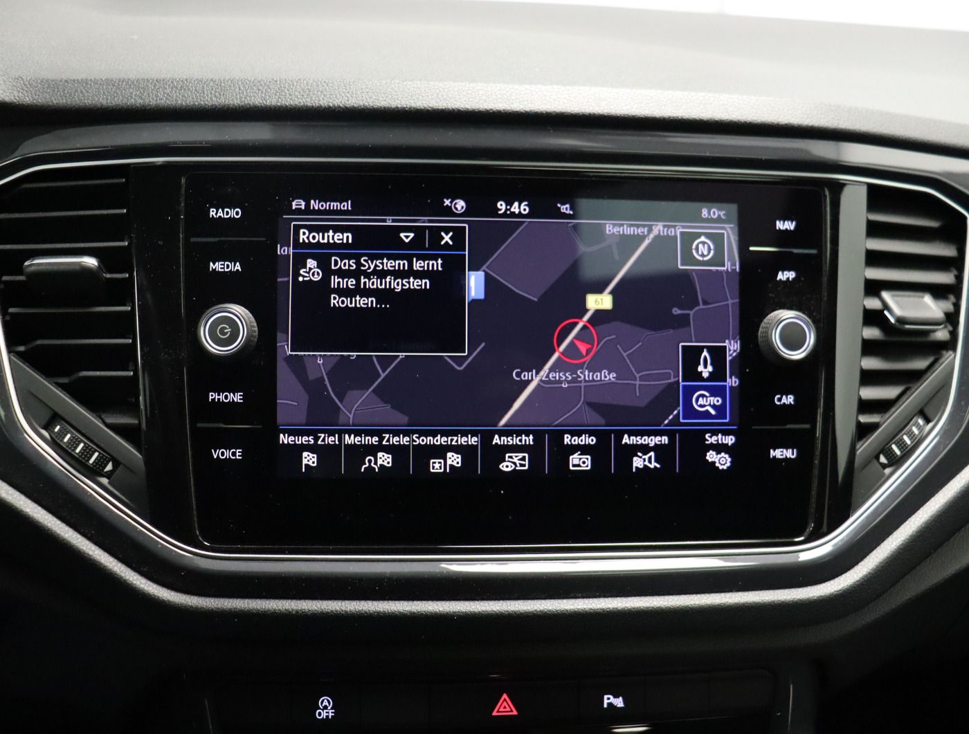 Fahrzeugabbildung Volkswagen T-ROC 2.0 TSI 4M DSG Sport R-line |ACC|SpurH|LM
