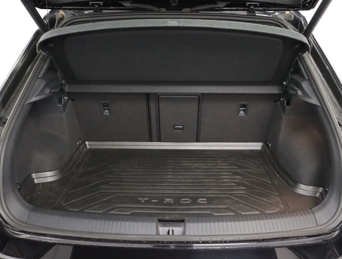 Fahrzeugabbildung Volkswagen T-ROC 2.0 TSI 4M DSG Sport R-line |ACC|SpurH|LM