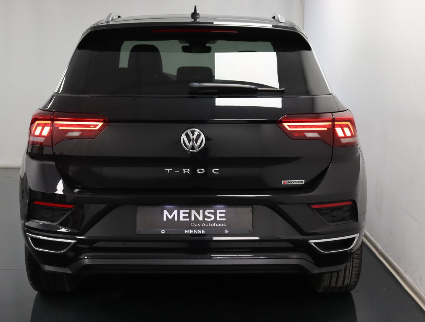 Fahrzeugabbildung Volkswagen T-ROC 2.0 TSI 4M DSG Sport R-line |ACC|SpurH|LM
