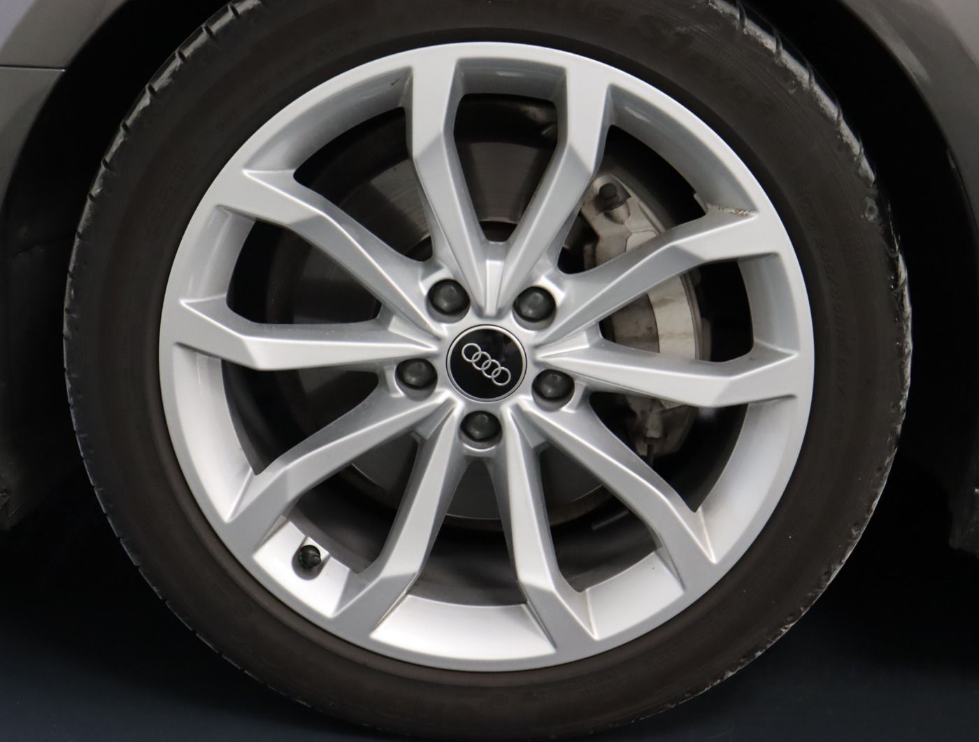 Fahrzeugabbildung Audi A4 Avant 40 TDI quattro S tronic S line |Matrix