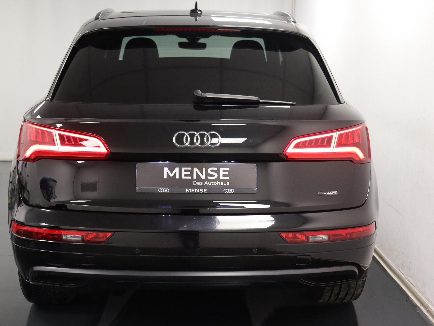 Fahrzeugabbildung Audi Q5 40 TDI quattro S tronic sport |Pano|FLA|STH