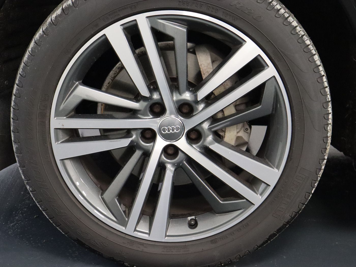 Fahrzeugabbildung Audi Q5 40 TDI quattro S tronic sport |Pano|FLA|STH
