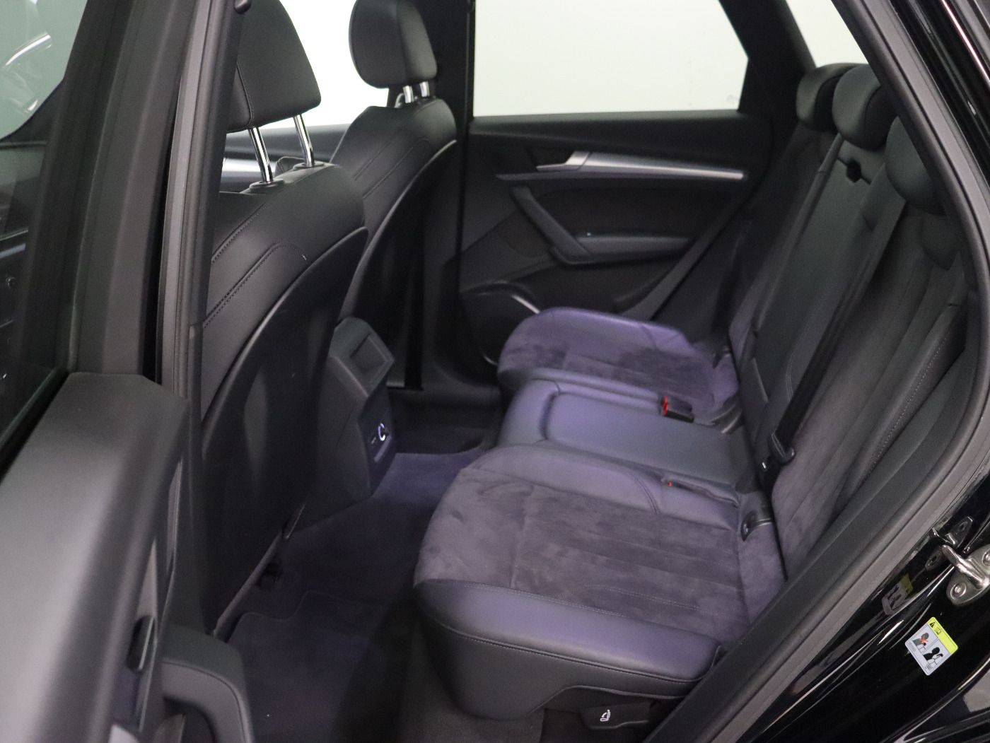Fahrzeugabbildung Audi Q5 40 TDI quattro S tronic sport |Pano|FLA|STH
