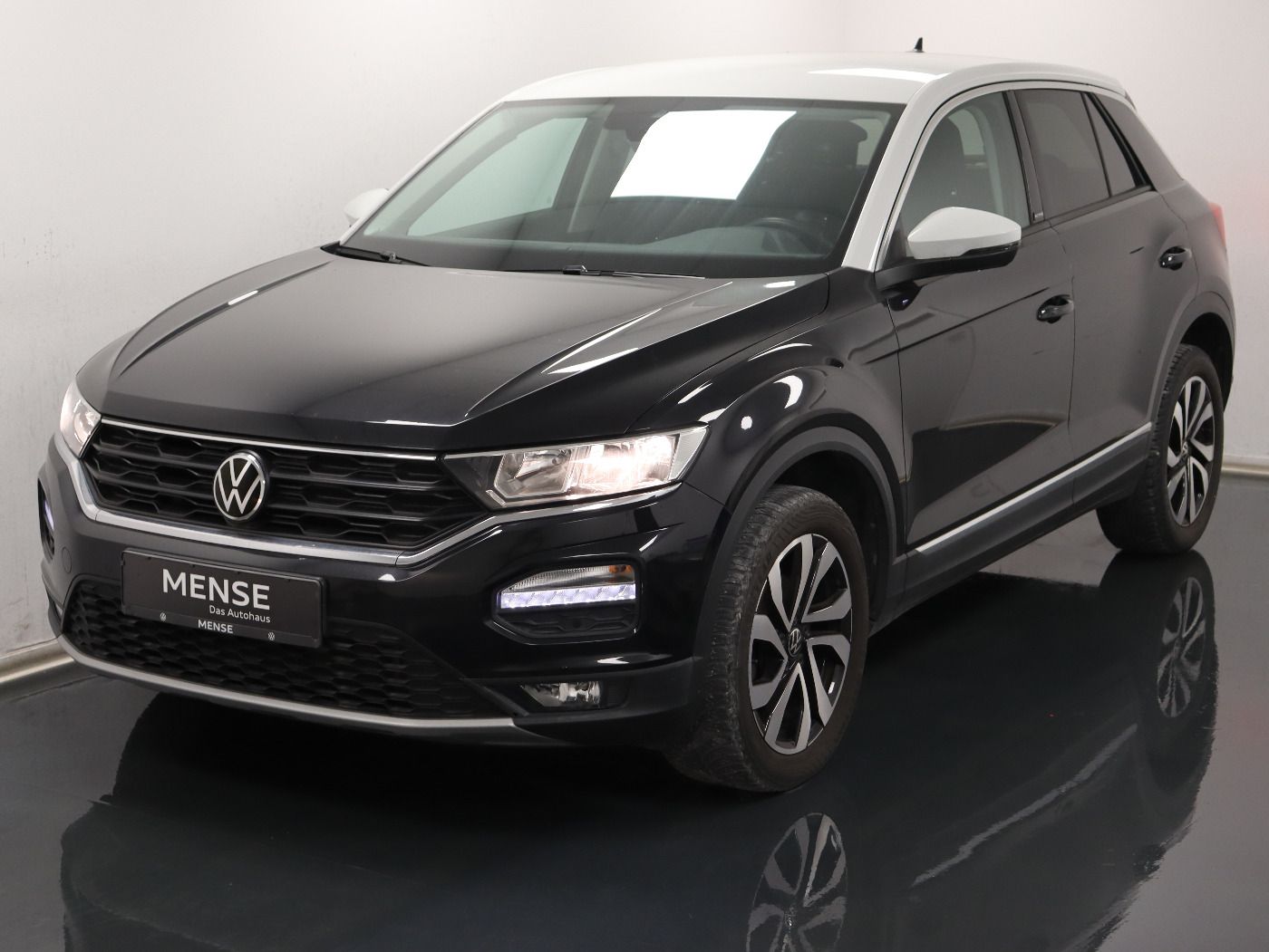 Fahrzeugabbildung Volkswagen T-Roc 1.5 TSI DSG ACTIVE |CarPlay|LM|Navi|SHZG