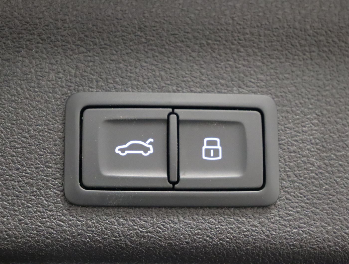 Fahrzeugabbildung Audi A6 Avant 35 TDI S tronic |FLA|ACC|CarPlay|HUD|LM