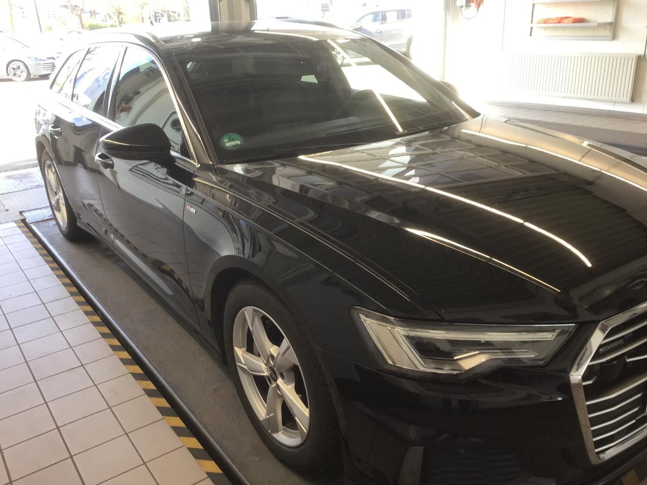 Fahrzeugabbildung Audi A6 Avant 50 TDI quattro tiptronic Sport |AHK|ACC