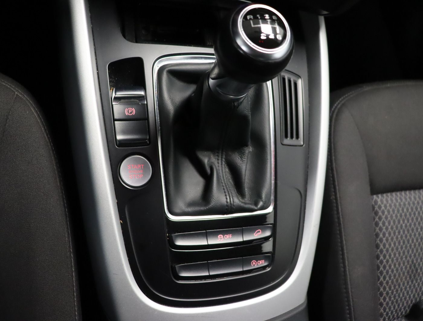 Fahrzeugabbildung Audi Q5 2.0 TDI |KlimaA|AHK|SHZG|KeyLess|LM