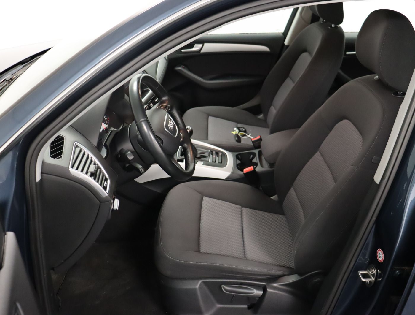 Fahrzeugabbildung Audi Q5 2.0 TDI |KlimaA|AHK|SHZG|KeyLess|LM