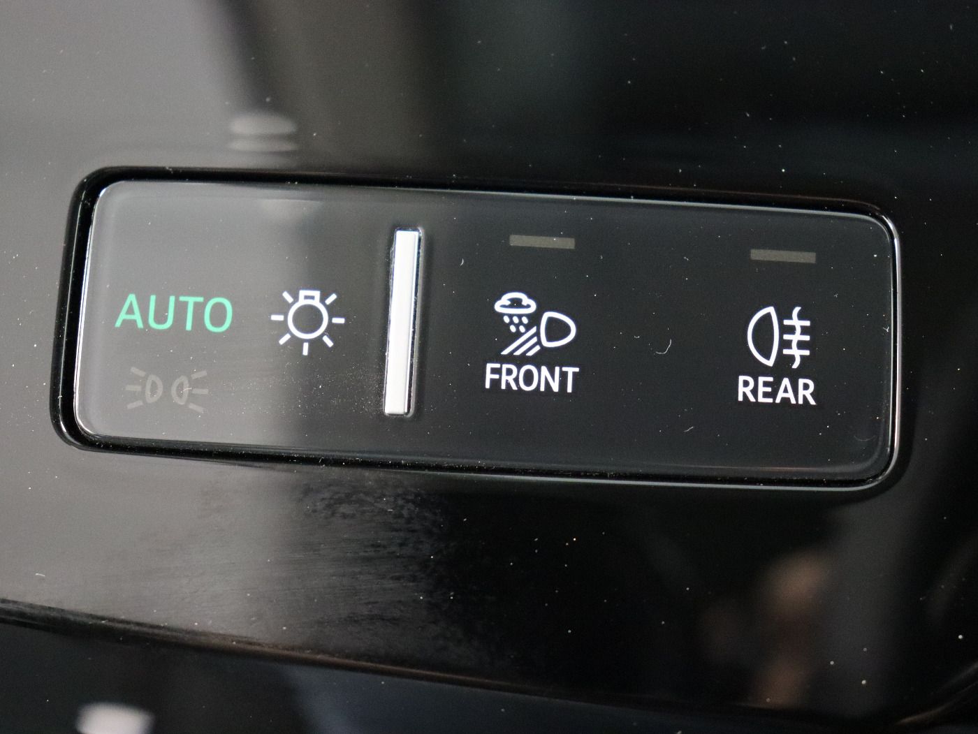 Fahrzeugabbildung Audi Q8 e-tron 55 quattro S line |Matrix|Luft|LED