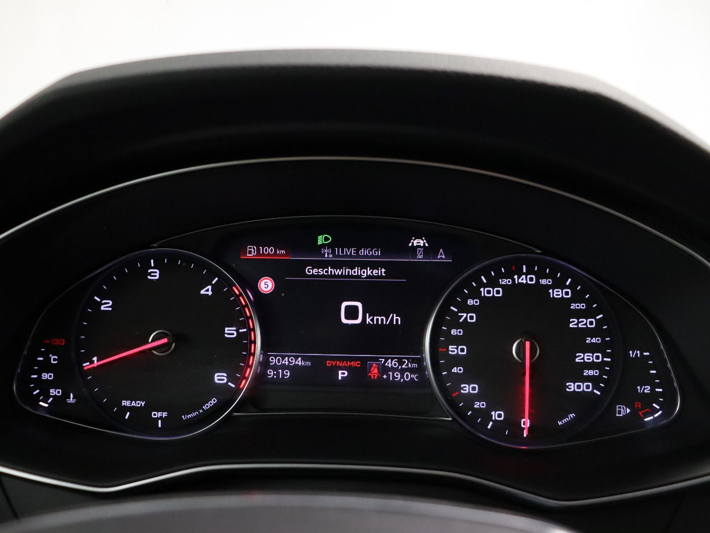 Fahrzeugabbildung Audi A6 Avant 45 TDI quattro S tronic |AHK|Matrix|ACC