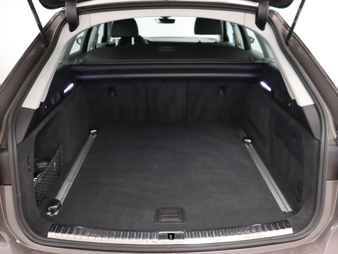 Fahrzeugabbildung Audi A6 Avant 45 TDI quattro S tronic |AHK|Matrix|ACC