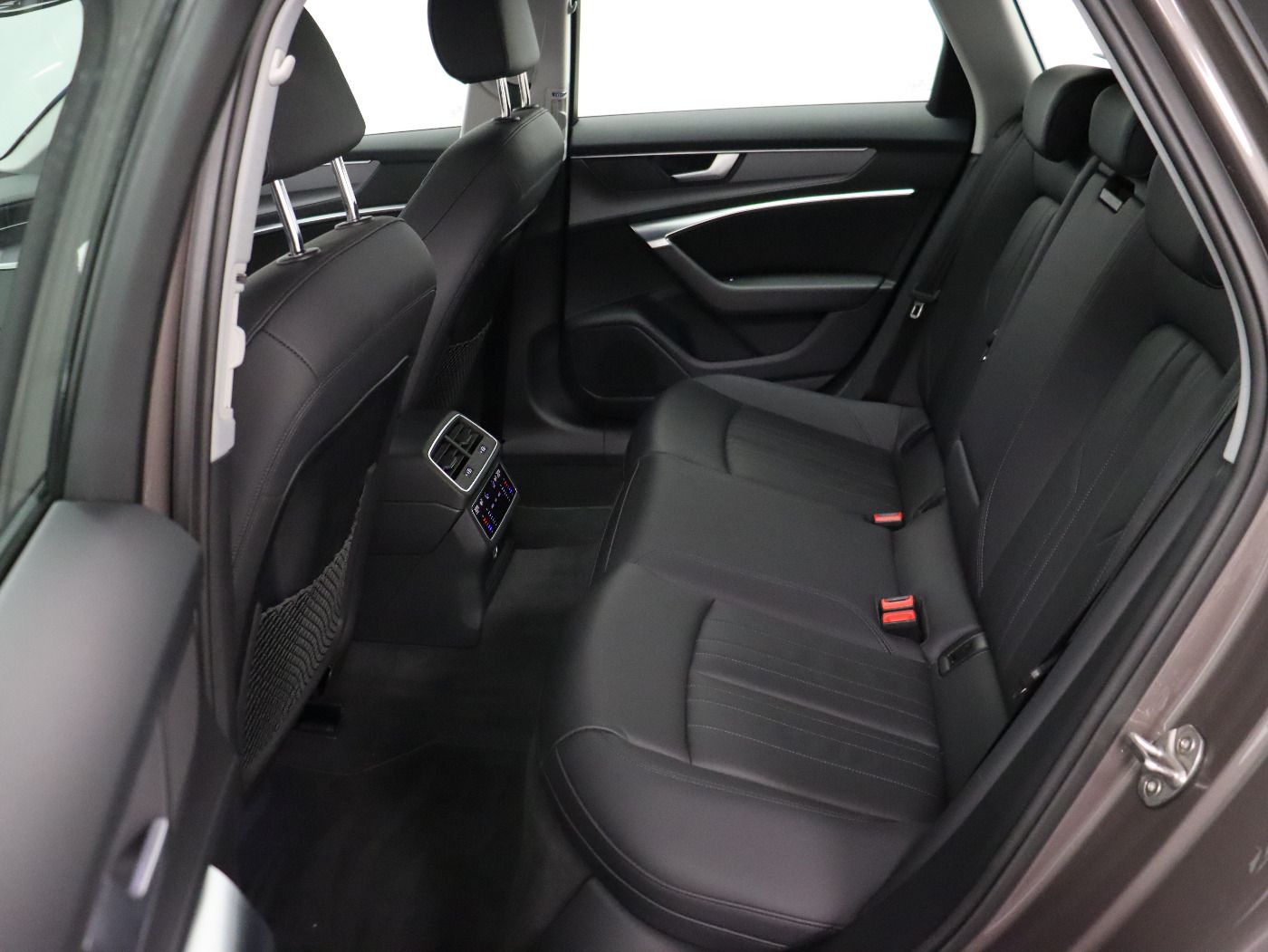 Fahrzeugabbildung Audi A6 Avant 45 TDI quattro S tronic |AHK|Matrix|ACC