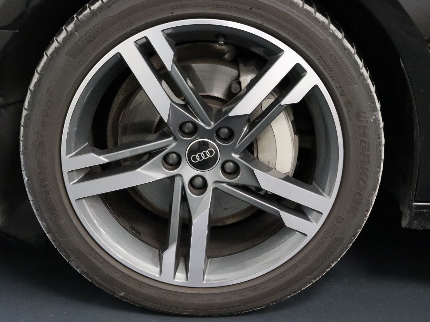 Fahrzeugabbildung Audi A4 Avant 40 TDI quattro S tronic S line |Matrix