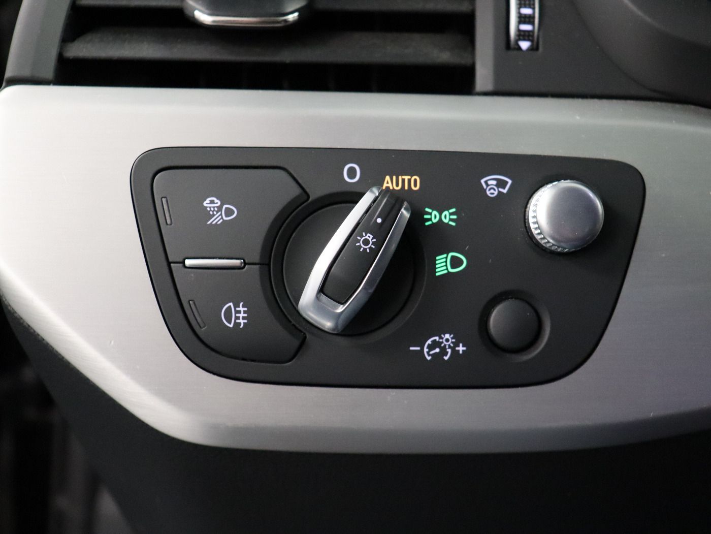 Fahrzeugabbildung Audi A4 Avant 40 TDI quattro S tronic S line |Matrix