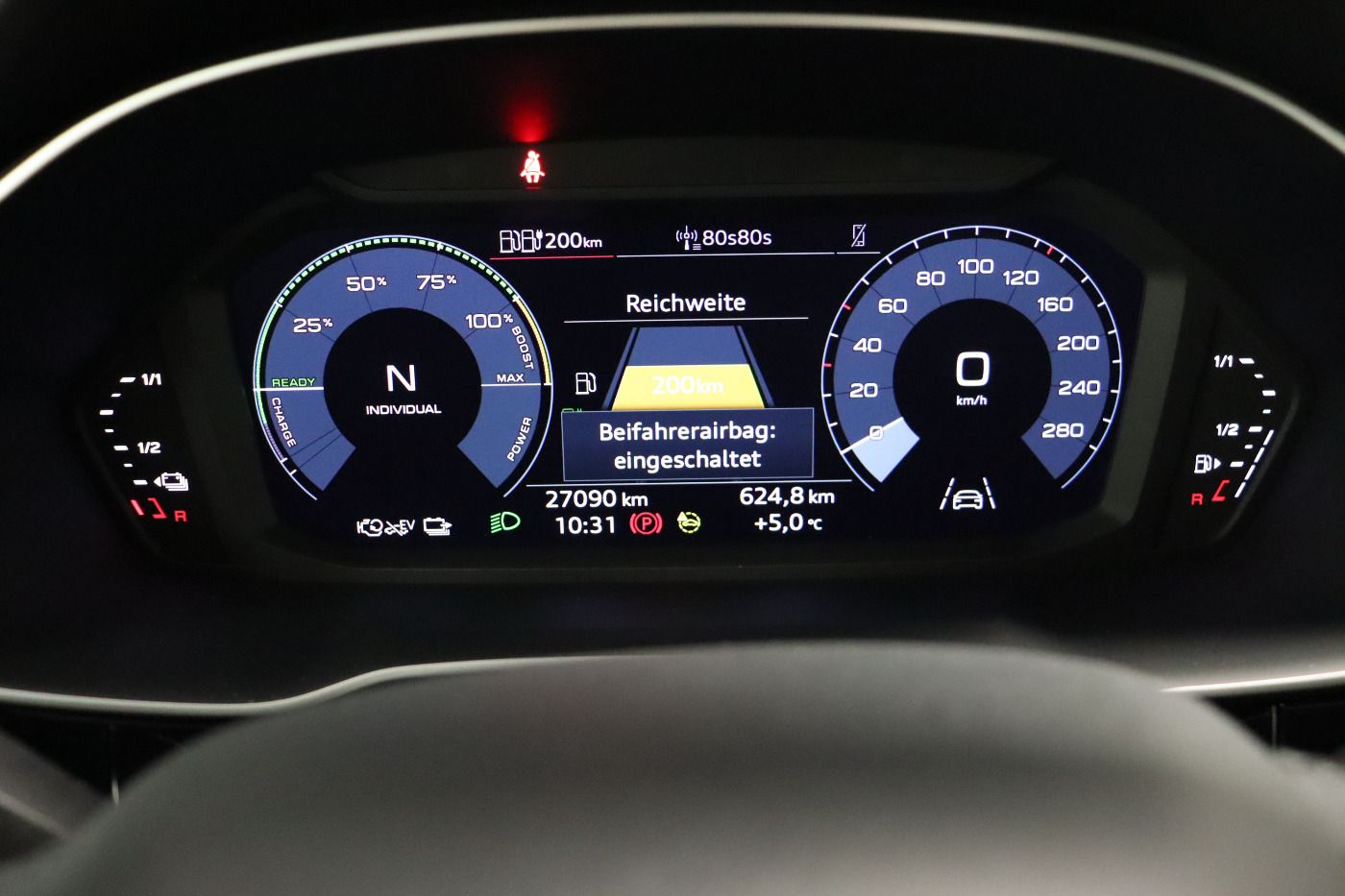 Fahrzeugabbildung Audi Q3 45 TFSI e S tronic |CarPlay|SpurH|AkustikGlas
