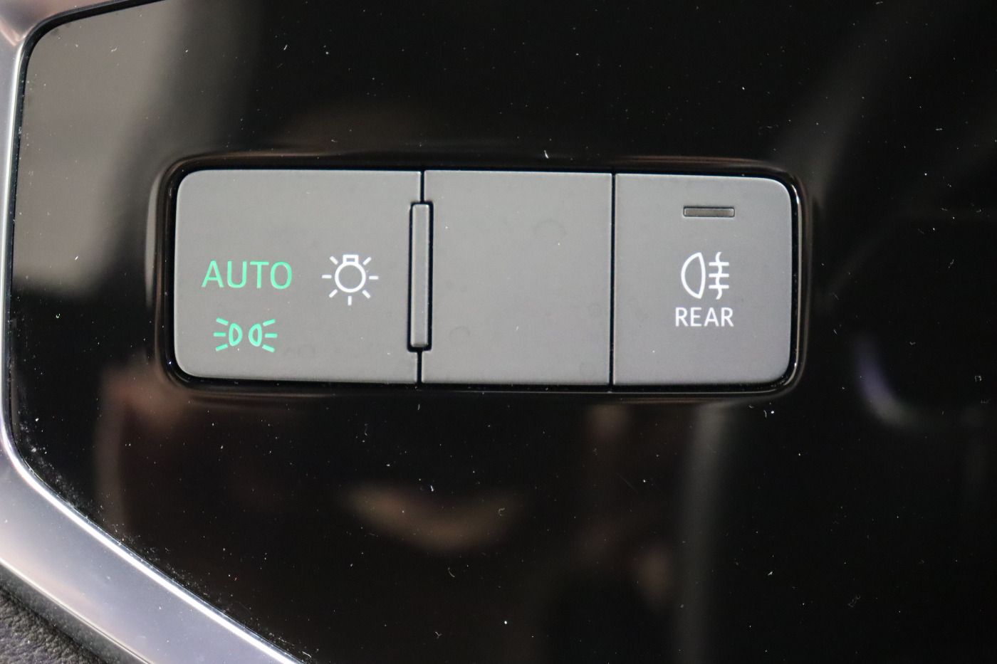Fahrzeugabbildung Audi Q3 45 TFSI e S tronic |CarPlay|SpurH|AkustikGlas