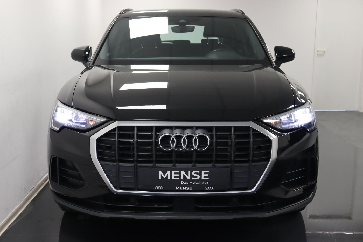 Fahrzeugabbildung Audi Q3 45 TFSI e S tronic |CarPlay|SpurH|AkustikGlas