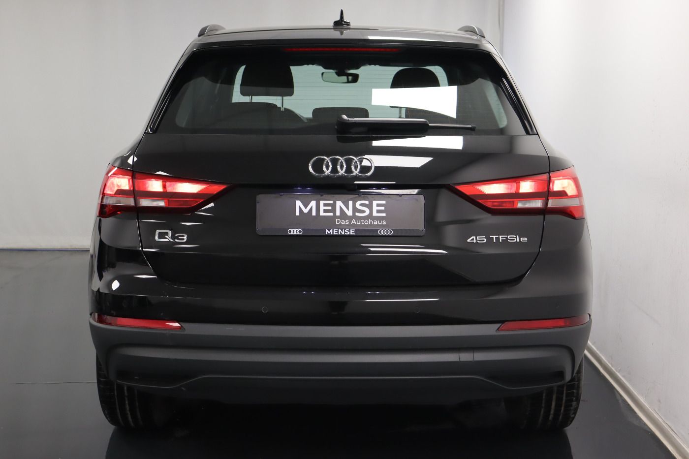 Fahrzeugabbildung Audi Q3 45 TFSI e S tronic |CarPlay|SpurH|AkustikGlas