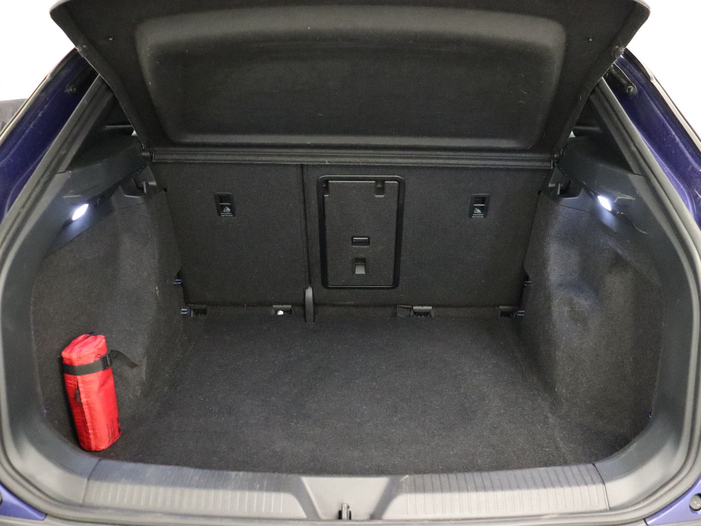 Fahrzeugabbildung Volkswagen ID.4 Pro |AHK|CarPlay|KeyLess|el.Heck|LED|KlimaA