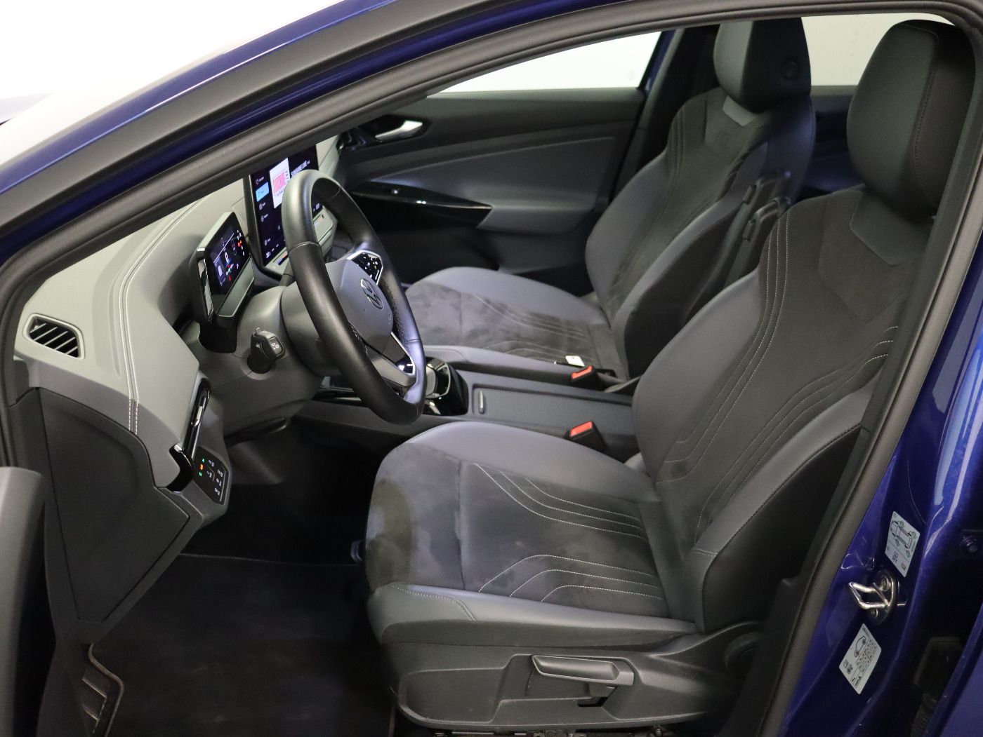 Fahrzeugabbildung Volkswagen ID.4 Pro |AHK|CarPlay|KeyLess|el.Heck|LED|KlimaA