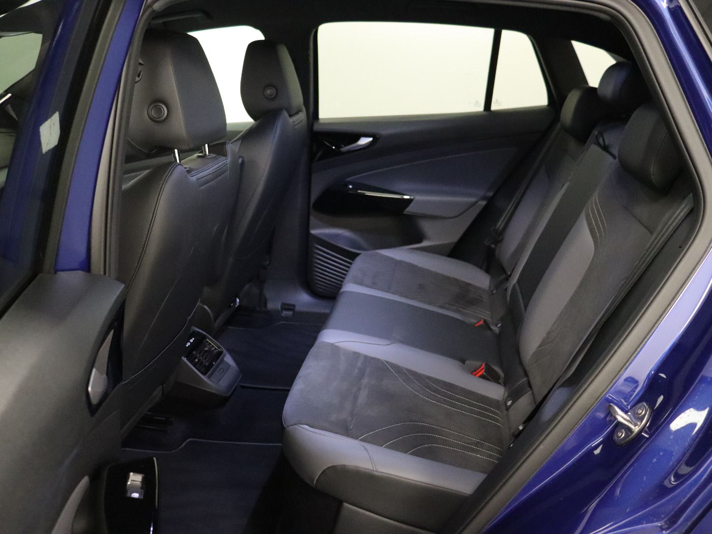 Fahrzeugabbildung Volkswagen ID.4 Pro |AHK|CarPlay|KeyLess|el.Heck|LED|KlimaA