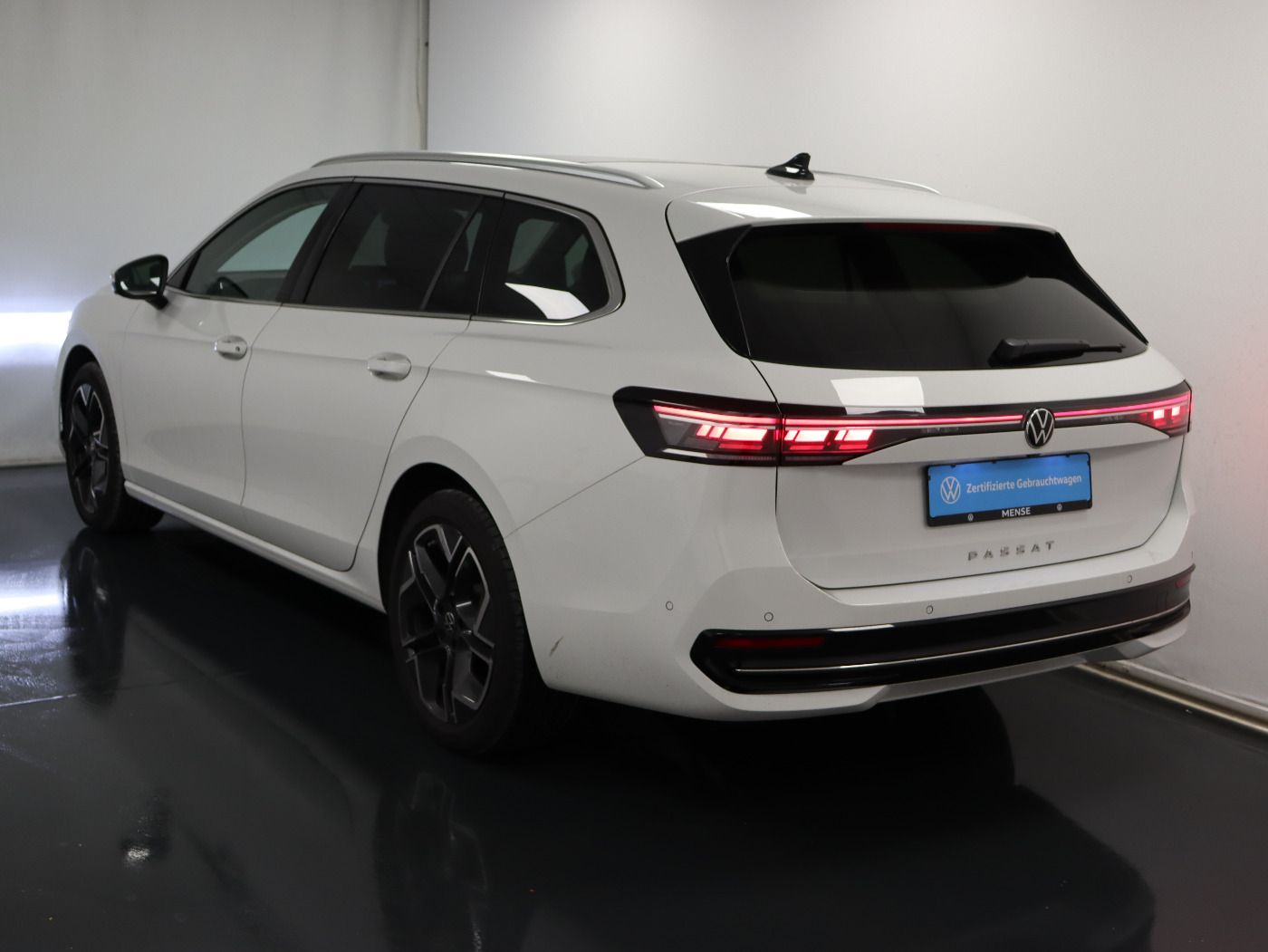 Fahrzeugabbildung Volkswagen Passat Variant 2.0TDI DSG Elegance |AHK|Matrix