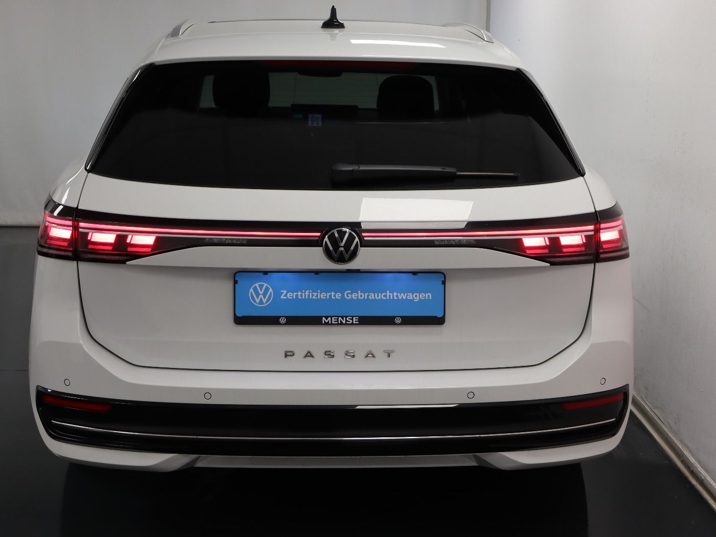 Fahrzeugabbildung Volkswagen Passat Variant 2.0TDI DSG Elegance |AHK|Matrix