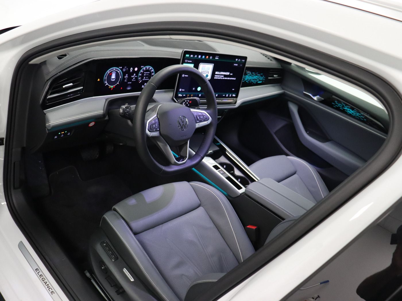 Fahrzeugabbildung Volkswagen Passat Variant 2.0TDI DSG Elegance |AHK|Matrix