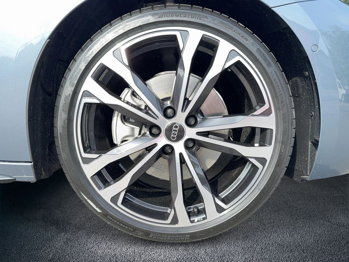 Fahrzeugabbildung Audi A5 Avant TDI quattro 150 kW S tronic |AHK|Pano