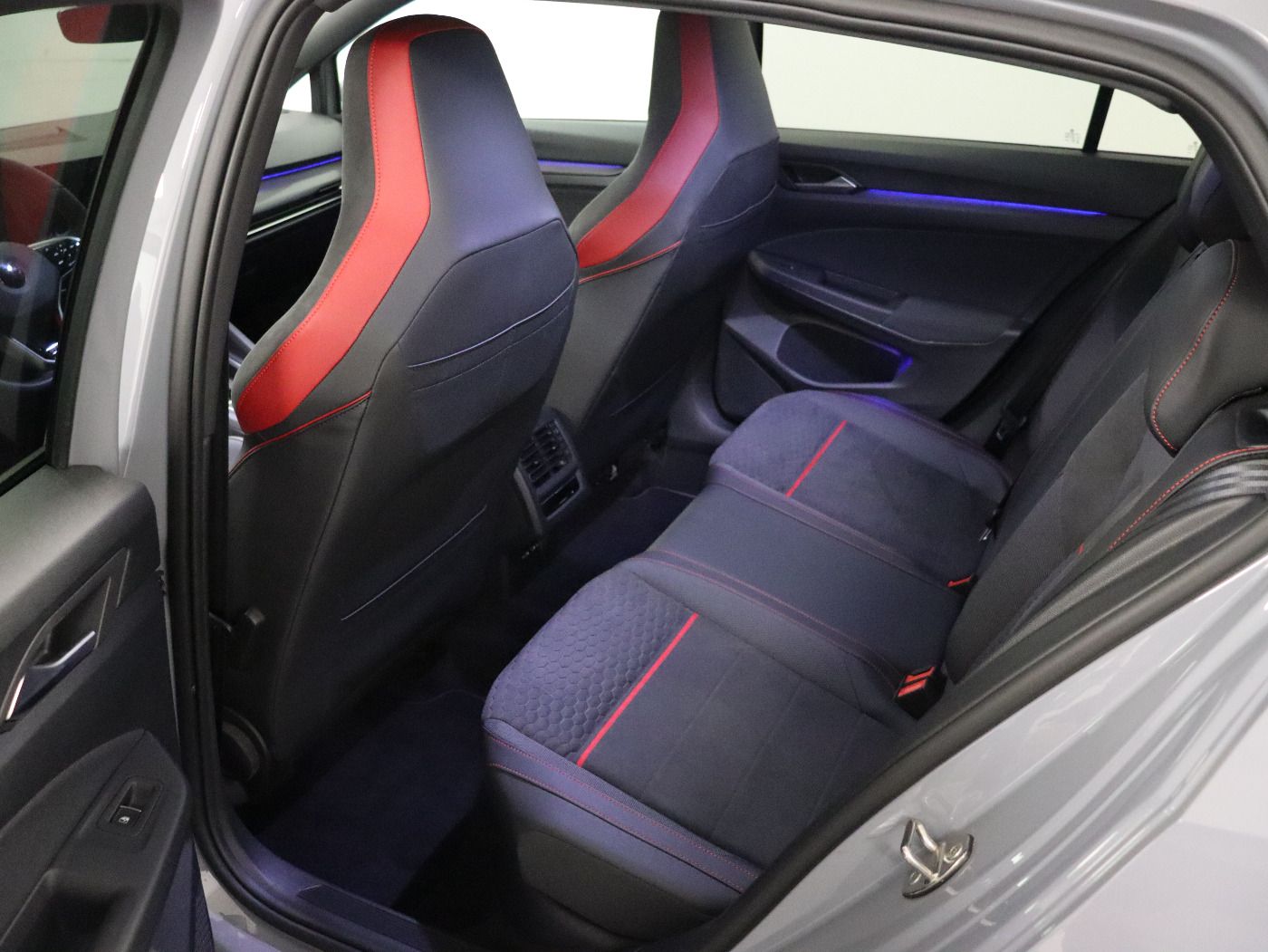 Fahrzeugabbildung Volkswagen Golf VIII GTI Clubsport DSG |Matrix|VirtualCP|LM