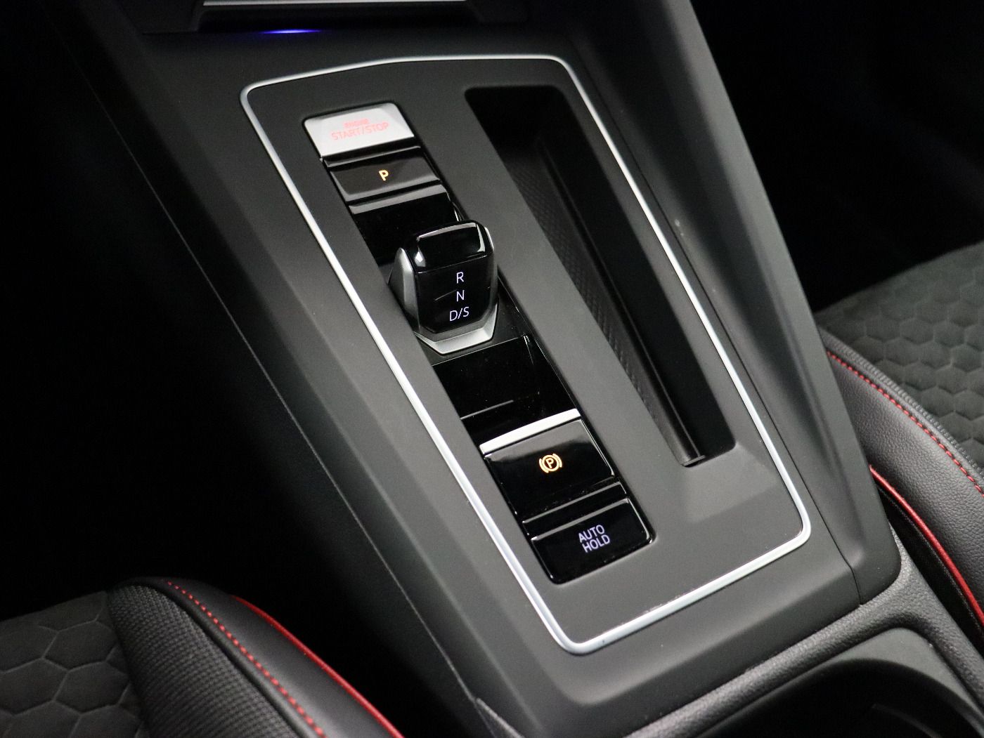 Fahrzeugabbildung Volkswagen Golf VIII GTI Clubsport DSG |Matrix|VirtualCP|LM