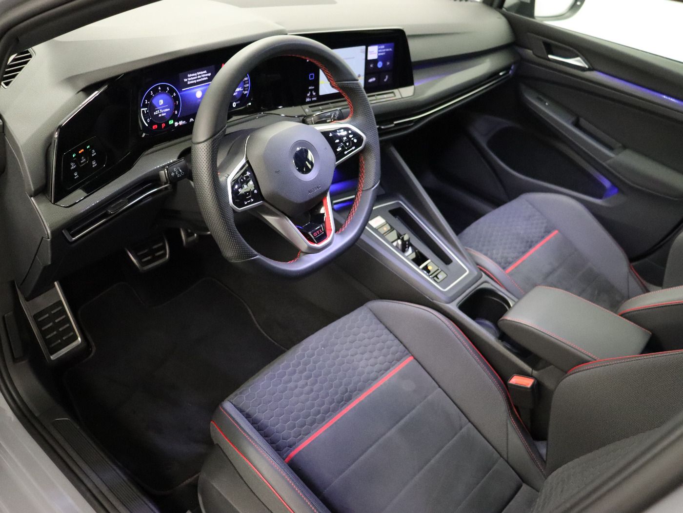 Fahrzeugabbildung Volkswagen Golf VIII GTI Clubsport DSG |Matrix|VirtualCP|LM
