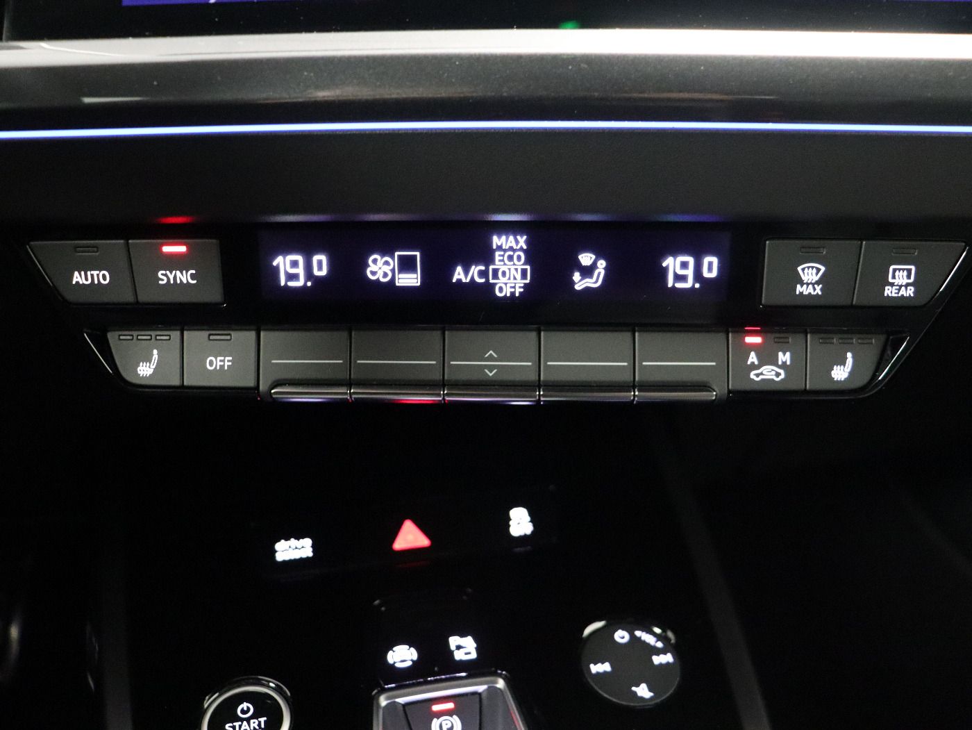 Fahrzeugabbildung Audi Q4 Sportback e-tron 50 quattro S line |Matrix|LM