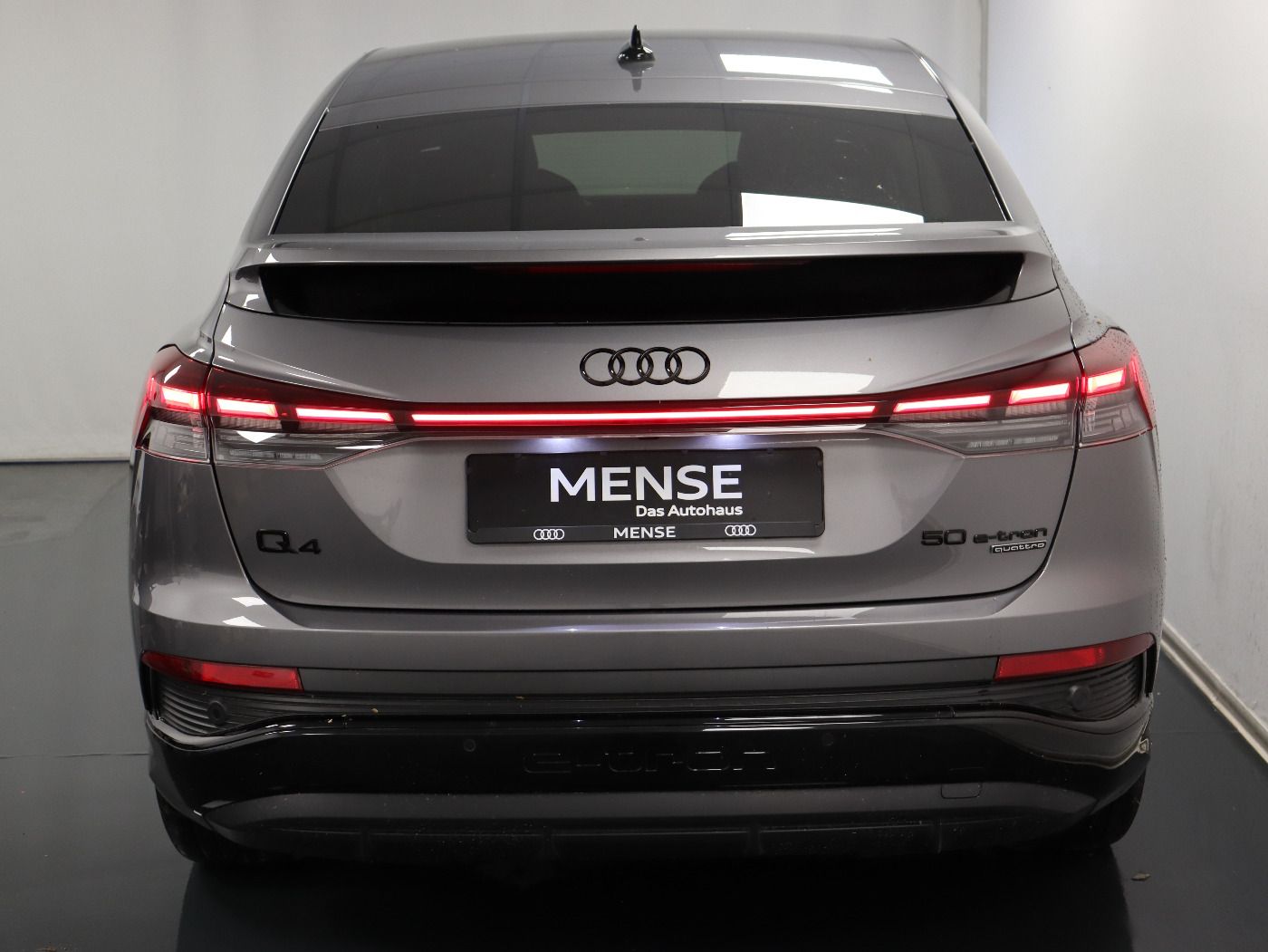 Fahrzeugabbildung Audi Q4 Sportback e-tron 50 quattro S line |Matrix|LM
