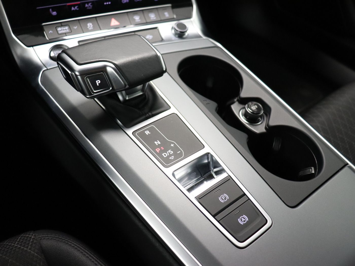 Fahrzeugabbildung Audi A6 allroad 55 TDI Quattro tiptronic |AHK|Luft|LM