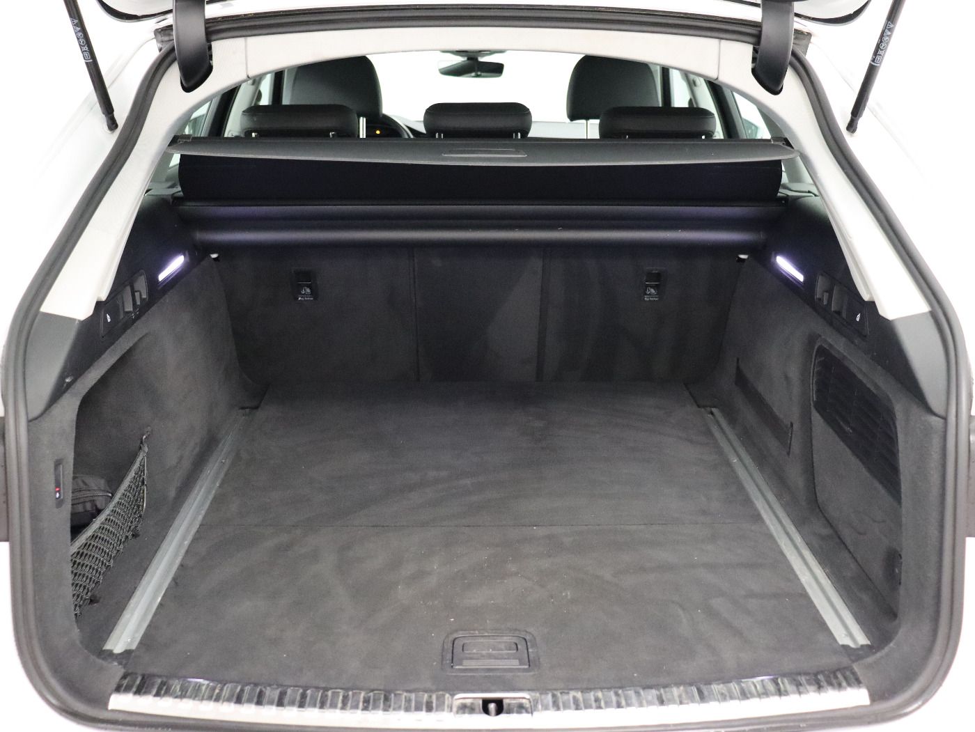 Fahrzeugabbildung Audi A6 allroad 55 TDI Quattro tiptronic |AHK|Luft|LM