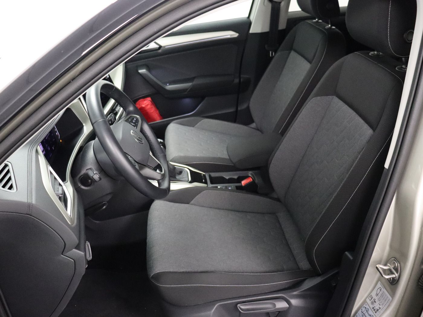 Fahrzeugabbildung Volkswagen T-Roc 1.0 TSI Move |FLA|VirtualCP|CarPlay|LM|PDC