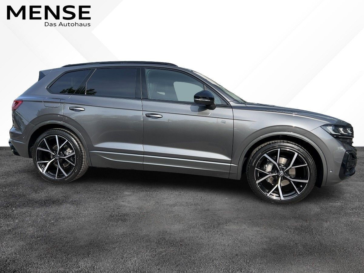 Fahrzeugabbildung Volkswagen Touareg V6 TDI 4M R-Line AHK Luftf Pano Dynaudio