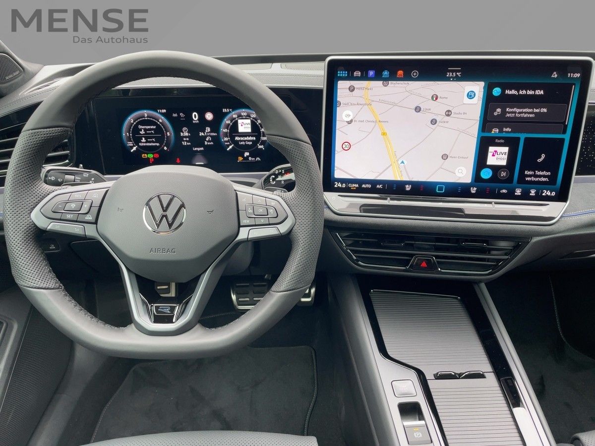 Fahrzeugabbildung Volkswagen Passat TDI 4M DSG R-Line Signature AHK Standhzg