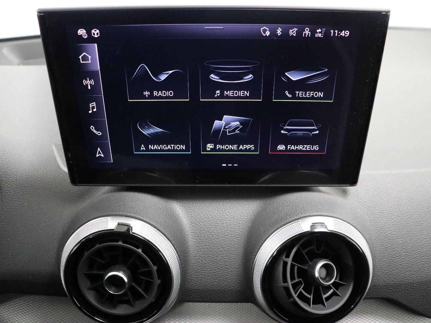 Fahrzeugabbildung Audi Q2 35 TFSI S tronic advanced |FLA|CarPlay|SpurH