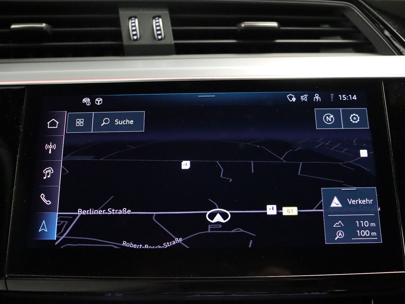 Fahrzeugabbildung Audi Q8 e-tron 55 quattro advanced |Matrix|Luft|LED