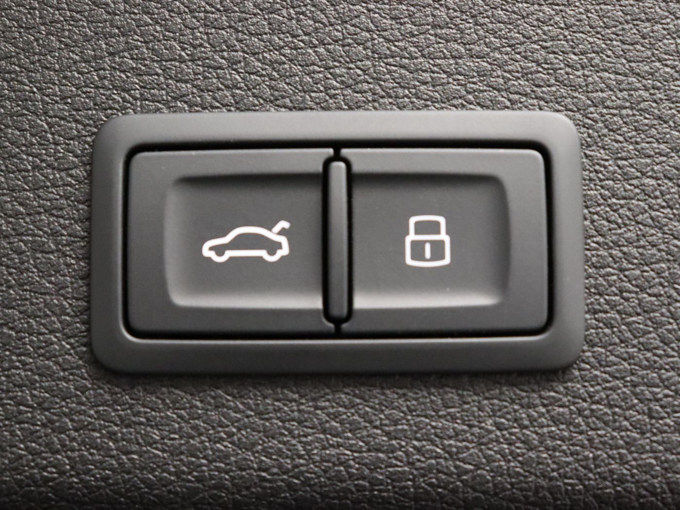 Fahrzeugabbildung Audi Q8 e-tron 55 quattro S line |Luft|LED|ACC|HUD