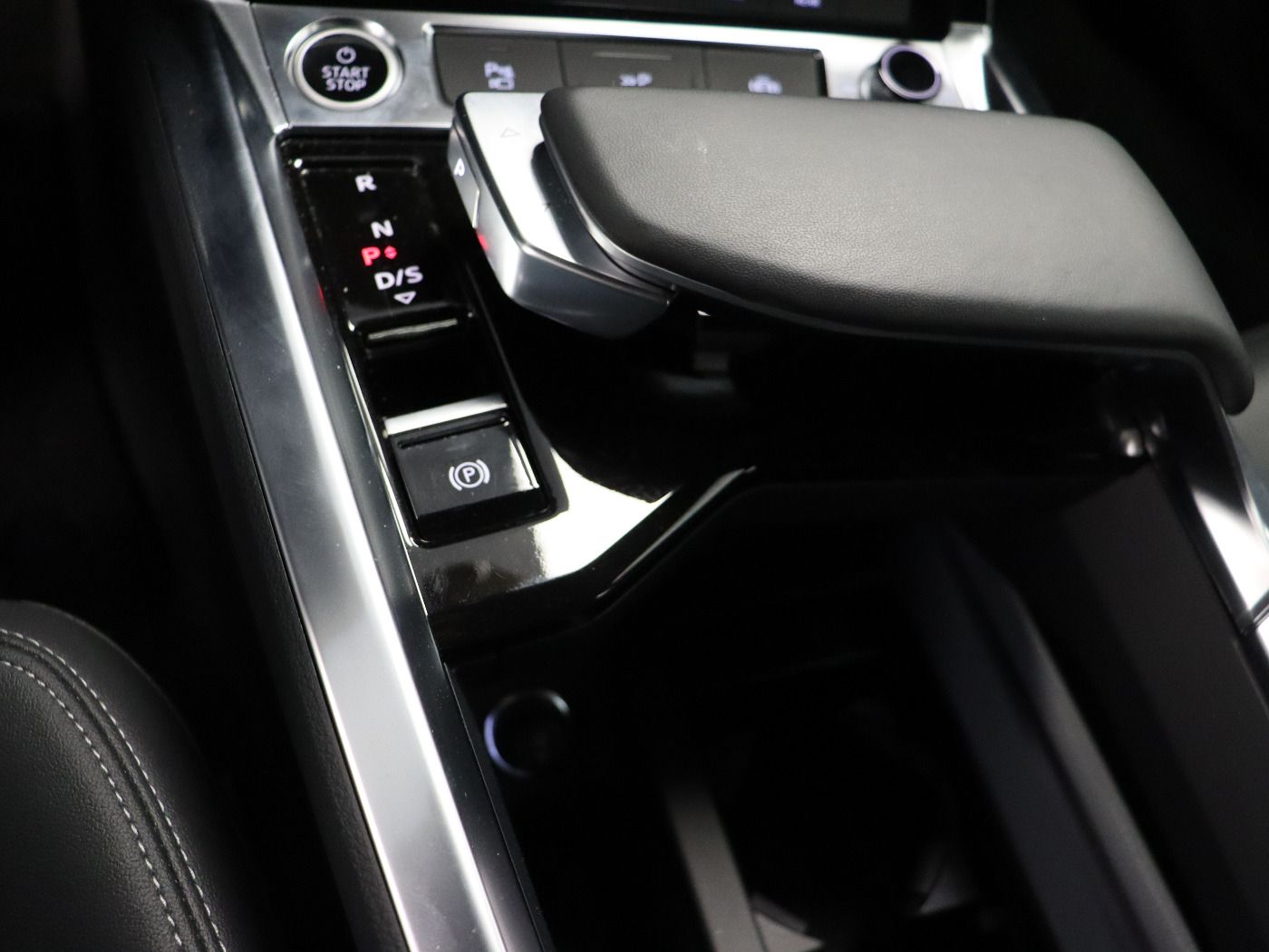 Fahrzeugabbildung Audi Q8 e-tron 55 quattro S line |Matrix|Luft|LED|LM