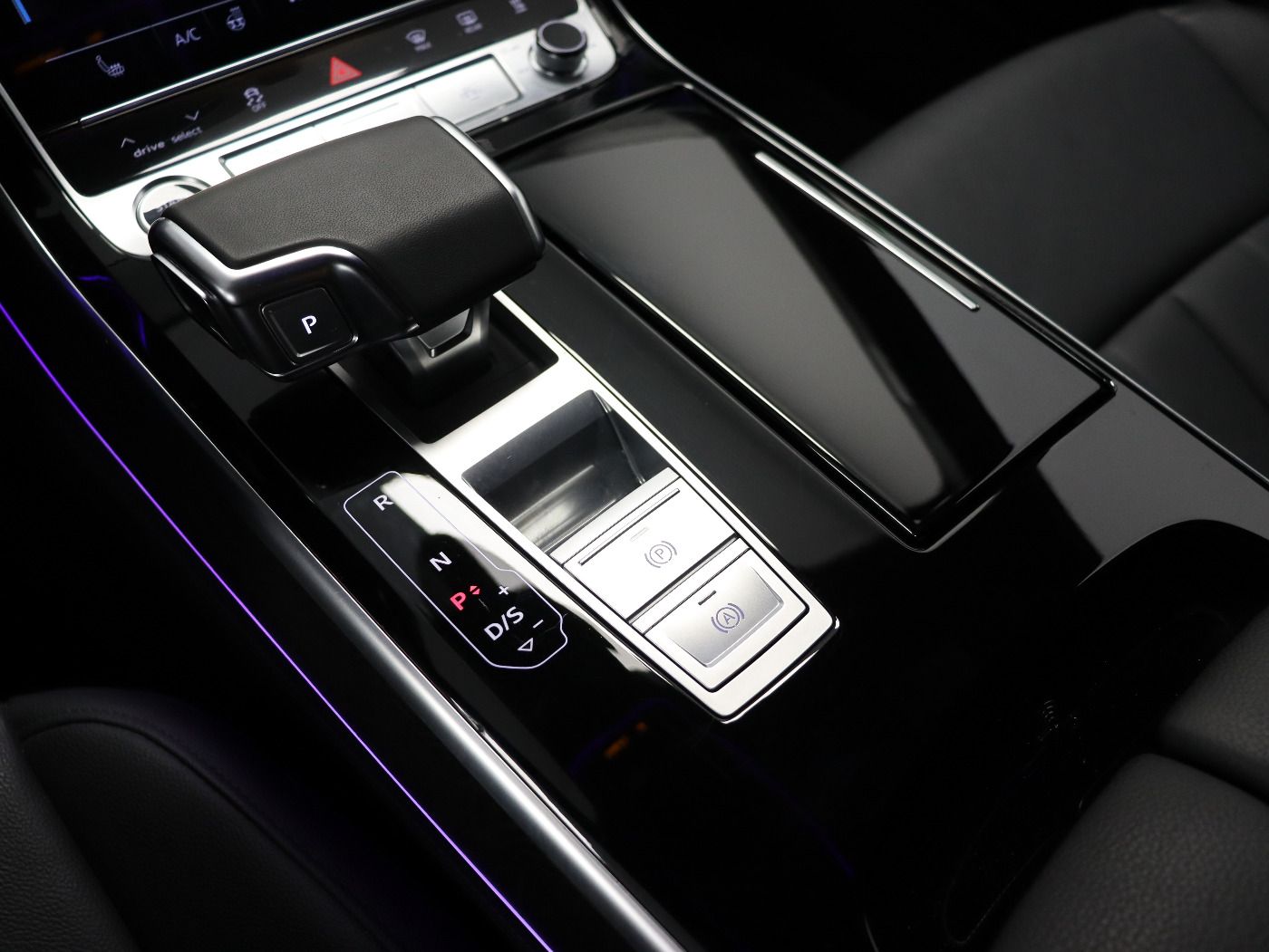 Fahrzeugabbildung Audi A8 50 TDI quattro tiptronic |Matrix|Luft|Pano|LM